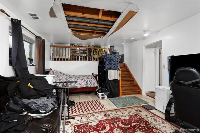 39128 Ironstone Drive, Sterling Heights, MI 48310