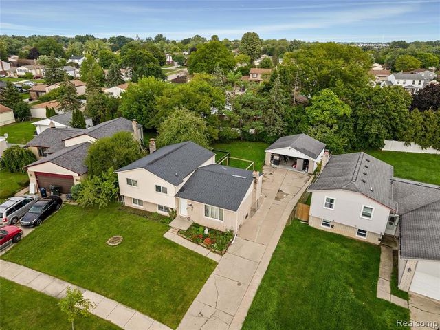 39128 Ironstone Drive, Sterling Heights, MI 48310