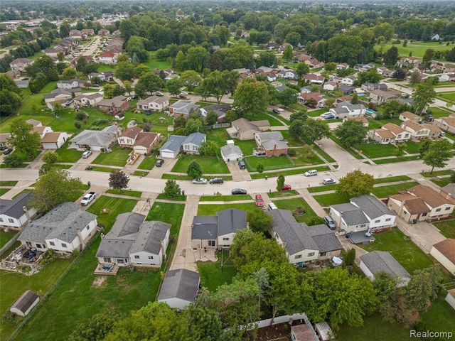 39128 Ironstone Drive, Sterling Heights, MI 48310