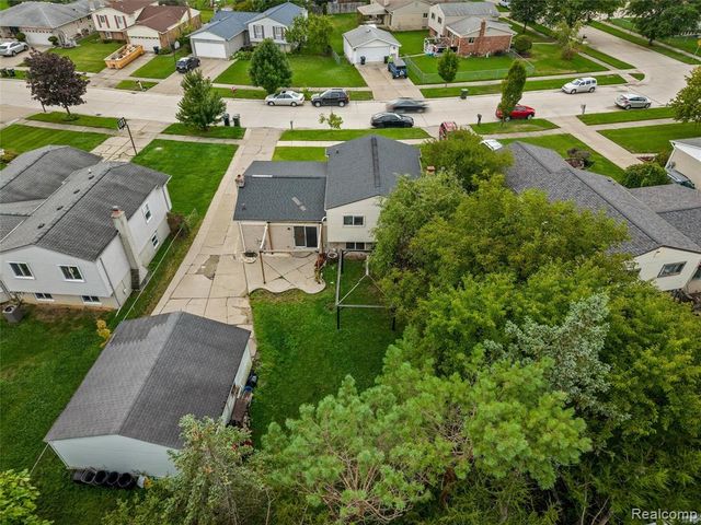 39128 Ironstone Drive, Sterling Heights, MI 48310