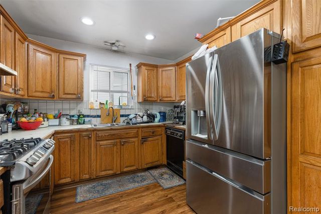 39128 Ironstone Drive, Sterling Heights, MI 48310