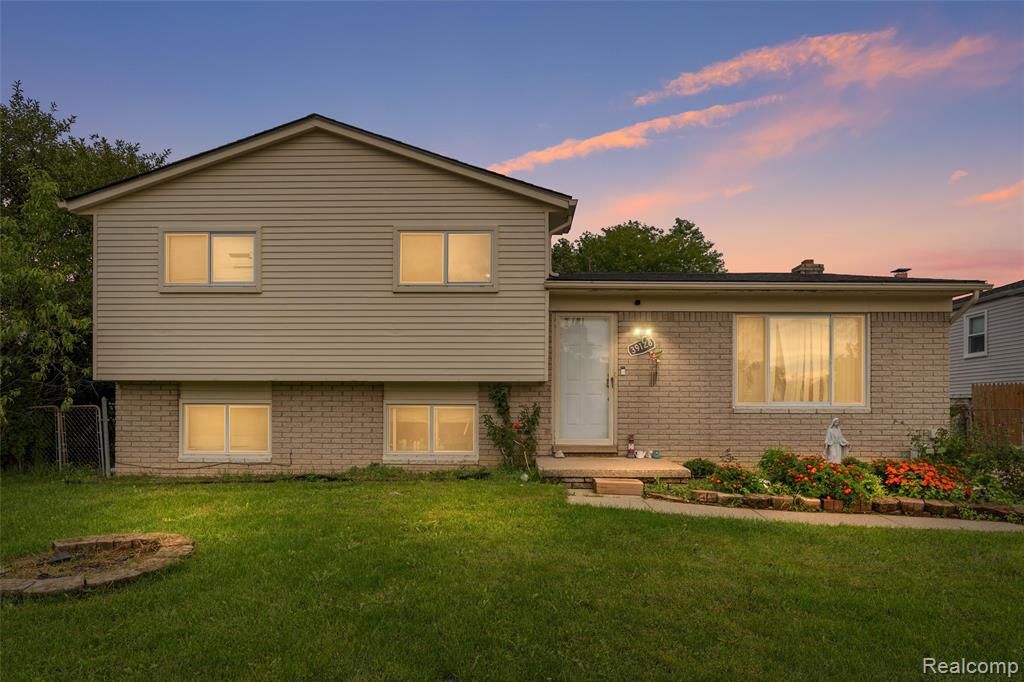 39128 Ironstone Drive, Sterling Heights, MI 48310