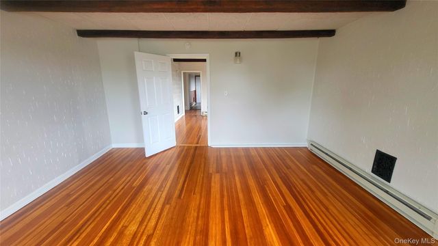 37 ROOSEVELT AVE-APT 2, Poughkeepsie, NY 12601