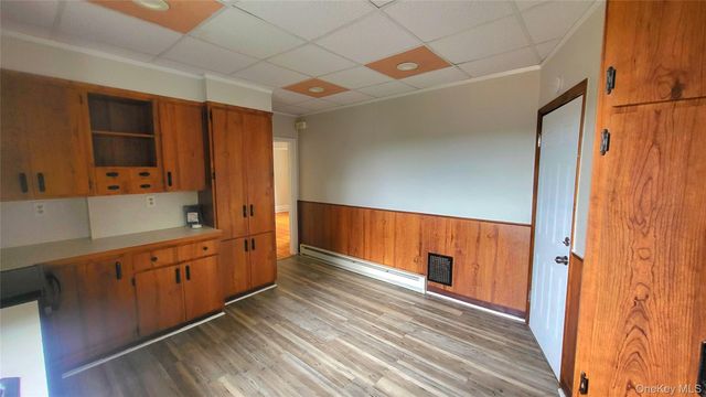 37 ROOSEVELT AVE-APT 2, Poughkeepsie, NY 12601