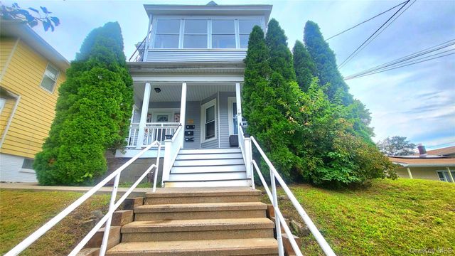 37 ROOSEVELT AVE-APT 2, Poughkeepsie, NY 12601