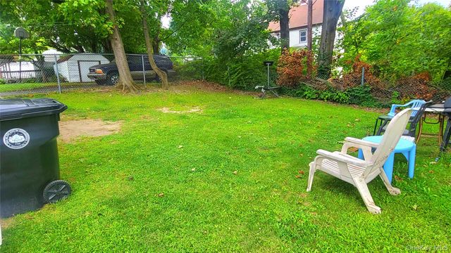 37 ROOSEVELT AVE-APT 2, Poughkeepsie, NY 12601