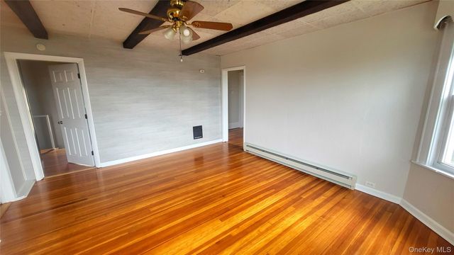 37 ROOSEVELT AVE-APT 2, Poughkeepsie, NY 12601