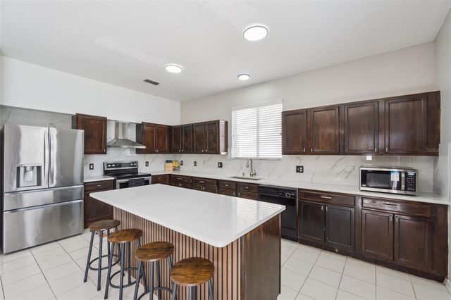 1002 BELVOIR DRIVE, Kissimmee, FL 34744