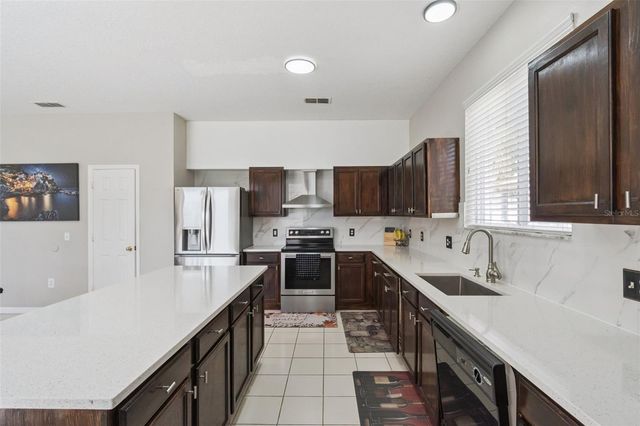 1002 BELVOIR DRIVE, Kissimmee, FL 34744