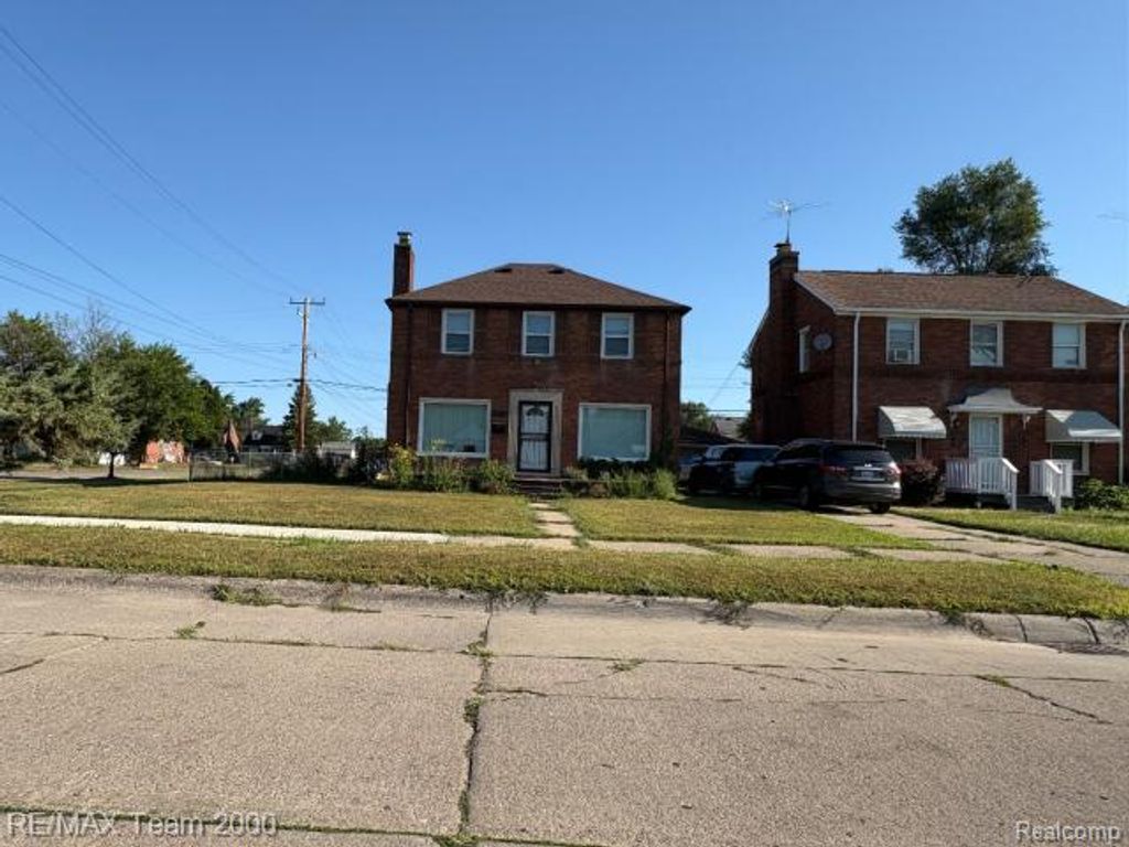16601 Fairmount Drive, Detroit, MI 48205