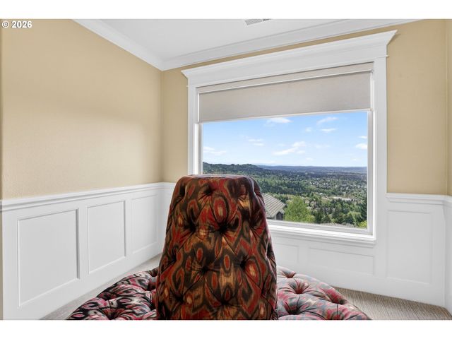 9742 Nw SKYLINE HEIGHTS Dr, Portland, OR 97229