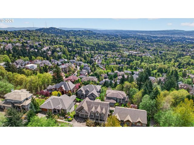 9742 Nw SKYLINE HEIGHTS Dr, Portland, OR 97229