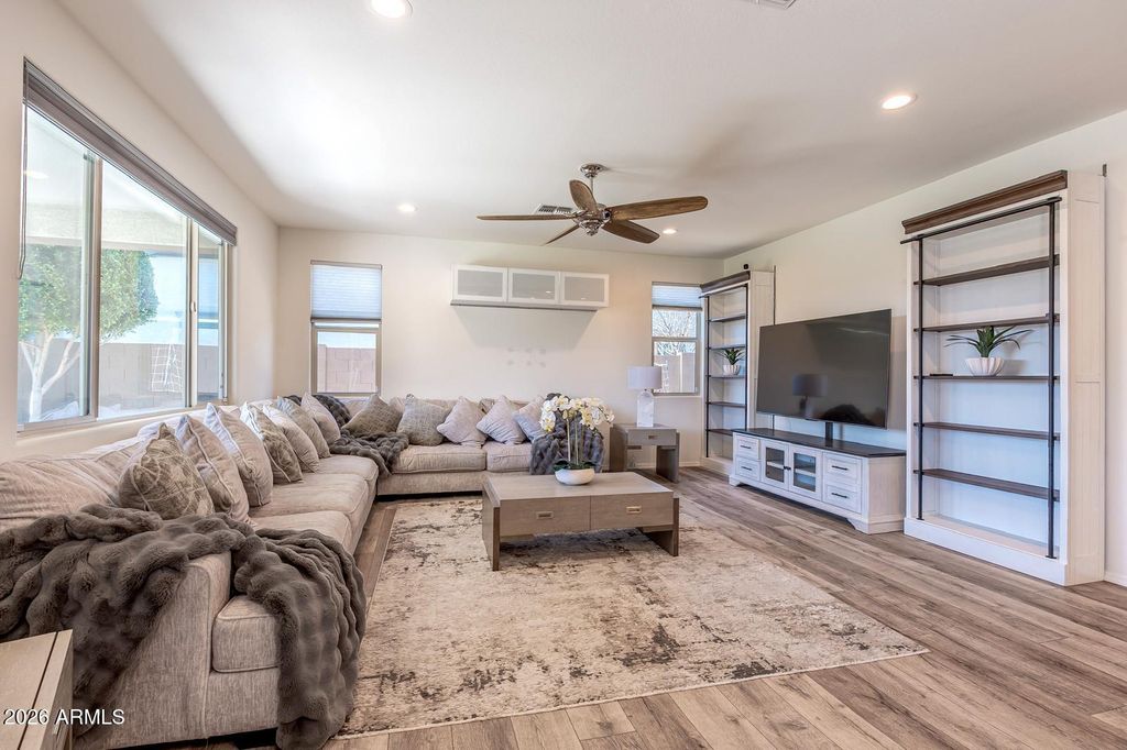 17347 W SHERMAN Street, Goodyear, AZ 85338 — photo 5