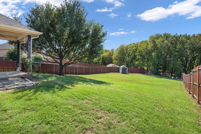 2012 Michelle Creek Drive, Little Elm, TX 75068