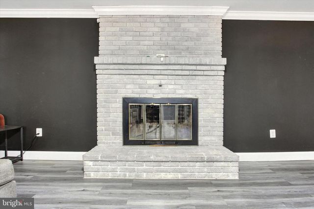 6674 STELTZ RD, Glen Rock, PA 17327