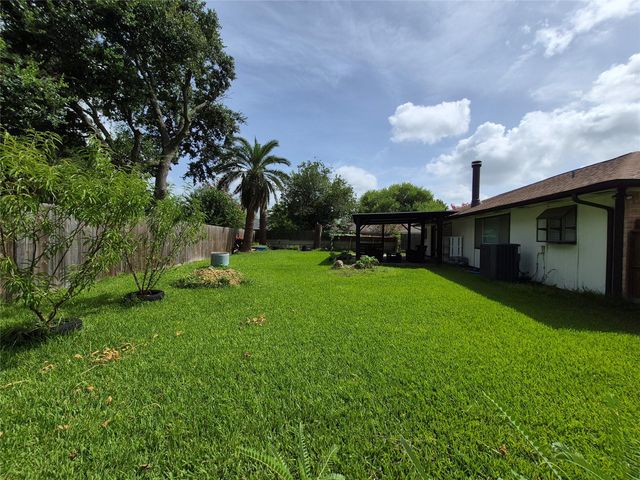 3402 Cascadia Dr, Houston, TX 77082