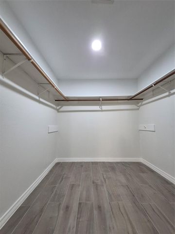 3402 Cascadia Dr, Houston, TX 77082