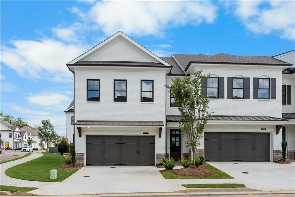 Image 3 of property listing at 4920 Molder Avenue 62, Buford, GA 30518