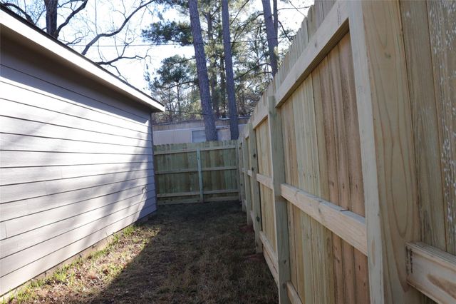 9596 Darkwood Street, Willis, TX 77318