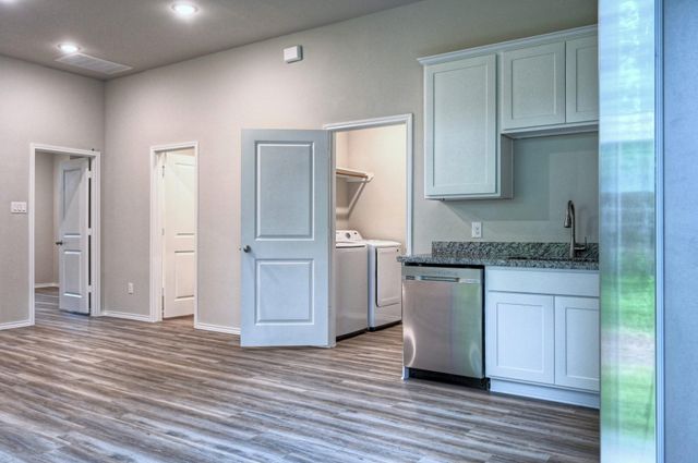 9596 Darkwood Street, Willis, TX 77318