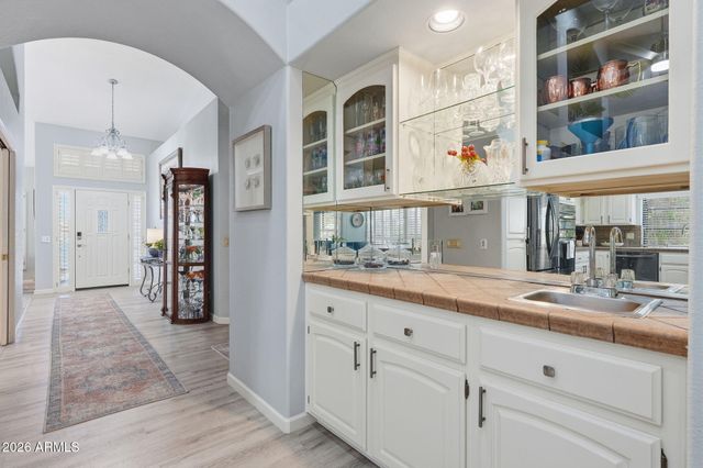 24619 S Ribbonwood Drive, Sun Lakes, AZ 85248