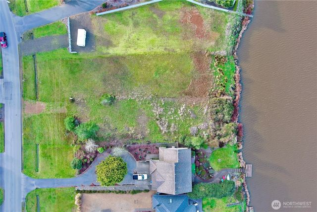 509 E Chance a La Mer NE, Ocean Shores, WA 98569