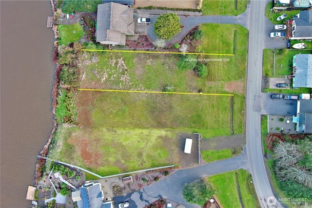 509 E Chance a La Mer NE, Ocean Shores, WA 98569