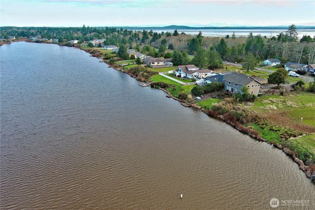 509 E Chance a La Mer NE, Ocean Shores, WA 98569