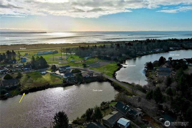 509 E Chance a La Mer NE, Ocean Shores, WA 98569