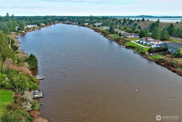 509 E Chance a La Mer NE, Ocean Shores, WA 98569