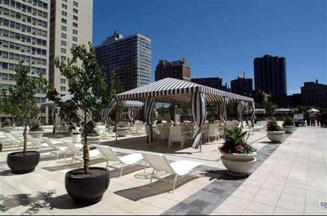 655 W IRVING PARK Road 3313, Chicago, IL 60613