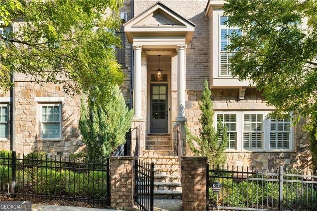 1132 Cordia Avenue NW, Atlanta, GA 30318 — photo 3