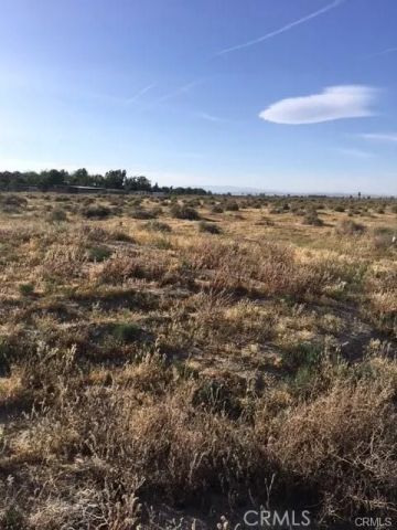 93 Avenue J, Roosevelt, CA 93535