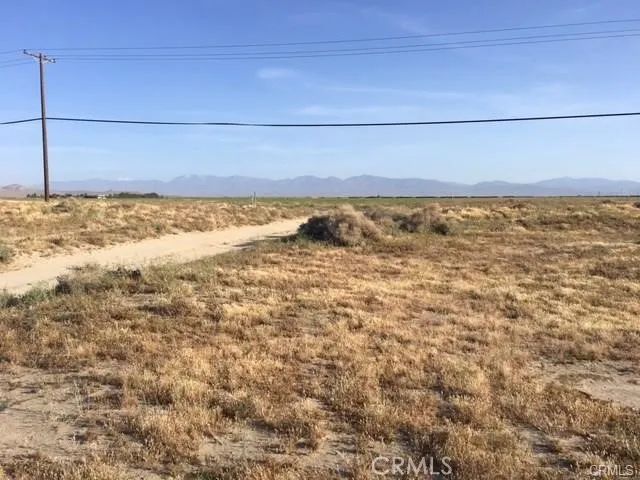 93 Avenue J, Roosevelt, CA 93535