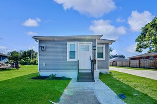 1152 E Roosevelt Street, Hammond, IN 46320