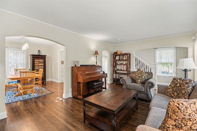 1729 Dexter Avenue, Ann Arbor, MI 48103