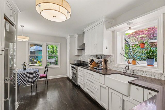 1729 Dexter Avenue, Ann Arbor, MI 48103