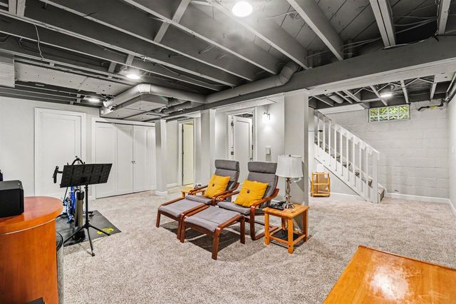 1729 Dexter Avenue, Ann Arbor, MI 48103