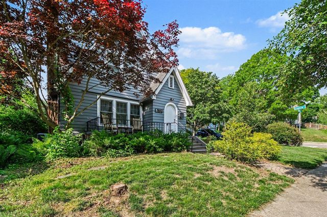 1729 Dexter Avenue, Ann Arbor, MI 48103