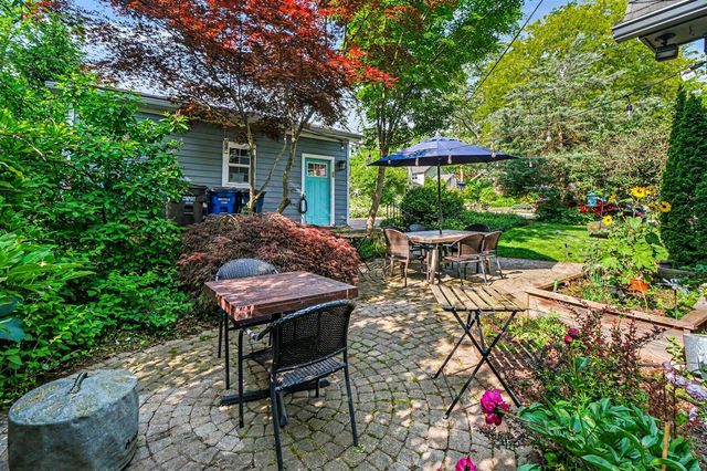 1729 Dexter Avenue, Ann Arbor, MI 48103