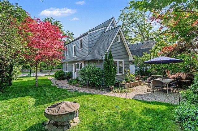 1729 Dexter Avenue, Ann Arbor, MI 48103