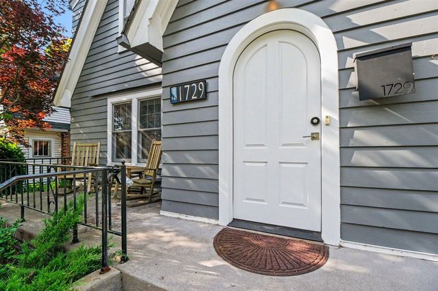 1729 Dexter Avenue, Ann Arbor, MI 48103