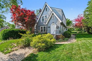 1729 Dexter Avenue, Ann Arbor, MI 48103