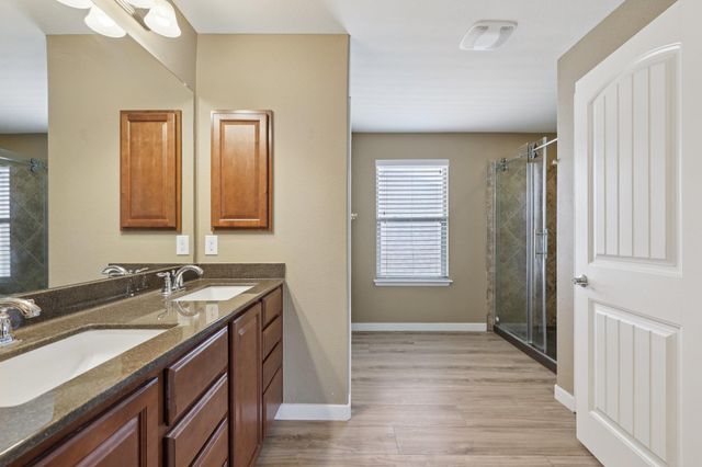 1124 Calla Lily BLVD, Leander, TX 78641