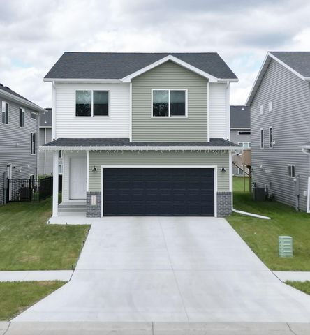 6058 Martin Lane W, West Fargo, ND 58078