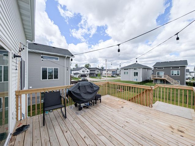 6058 Martin Lane W, West Fargo, ND 58078