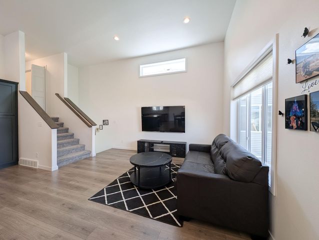 6058 Martin Lane W, West Fargo, ND 58078