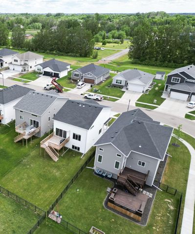 6058 Martin Lane W, West Fargo, ND 58078