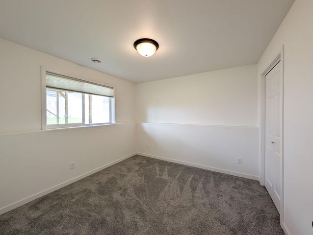 6058 Martin Lane W, West Fargo, ND 58078