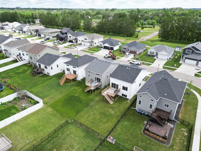 6058 Martin Lane W, West Fargo, ND 58078